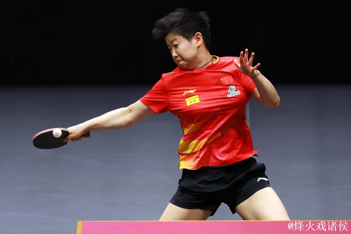 孙颖莎4-0完胜刘炜珊 晋级全运会乒乓球女单16强